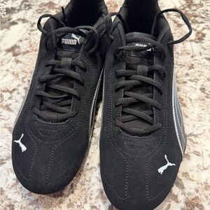 Puma Classic Black Athletic Shoes